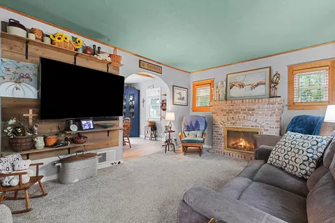 Living - 219 E Hancock St, Appleton, WI 54911 photo 1 of 5