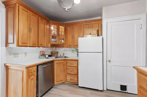 Kitchen - 219 E Hancock St, Appleton, WI 54911 photo 4 of 4