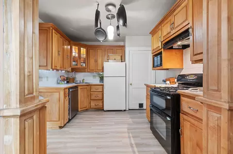 Kitchen - 219 E Hancock St, Appleton, WI 54911 photo 3 of 4