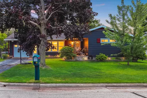 1231 Rhode Island St, Sturgeon Bay, WI 54235