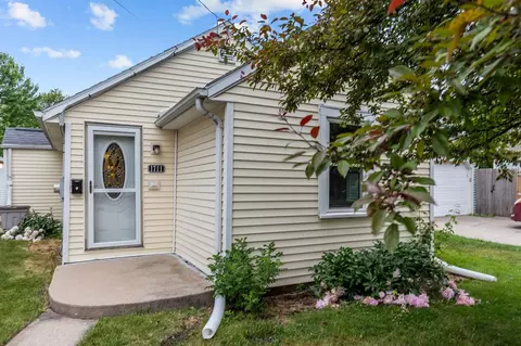 1711 N Meade St, Appleton, WI 54911