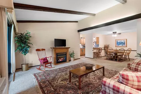 Living - 3182 Justin Ct #5, Appleton, WI 54914 photo 3 of 4
