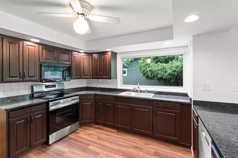 Kitchen - 1511 N Briarcliff Dr, Appleton, WI 54915 photo 1 of 4