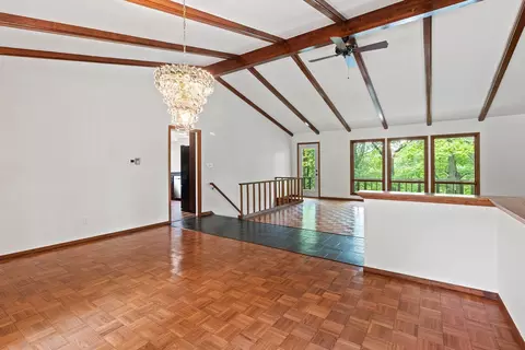 Living - 1511 N Briarcliff Dr, Appleton, WI 54915 photo 6 of 9