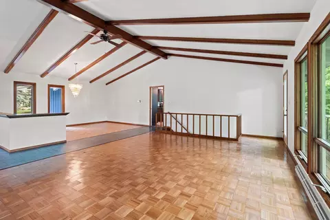 Living - 1511 N Briarcliff Dr, Appleton, WI 54915 photo 5 of 9