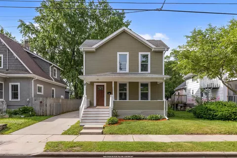229 Fulton Ave, Oshkosh, WI 54901