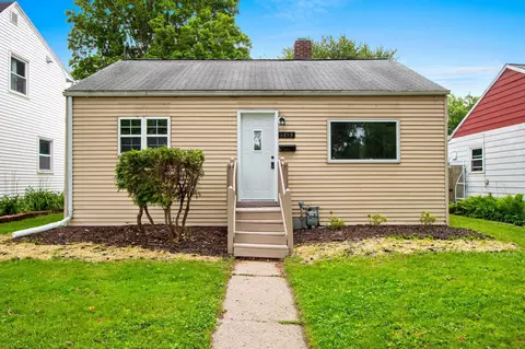 1213 S Norwood Ave, Green Bay, WI 54304