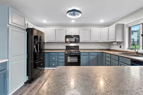 1023 W Ridgeview Dr, Appleton, WI 54914 photo 10