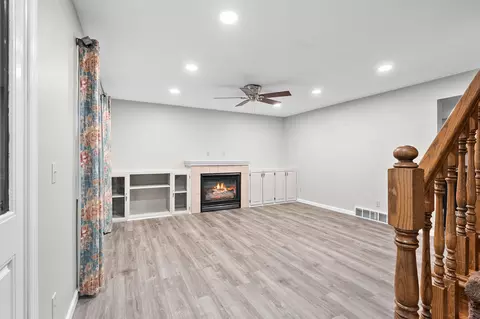 1023 W Ridgeview Dr, Appleton, WI 54914 photo 5