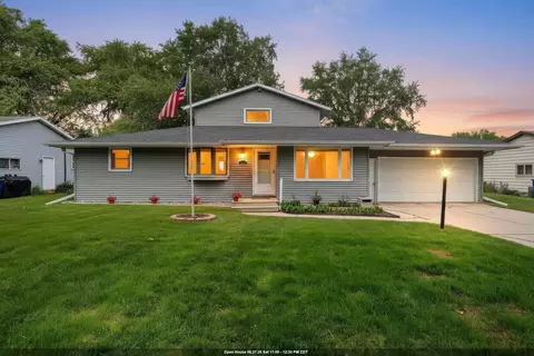 1248 April Ln, Green Bay, WI 54304