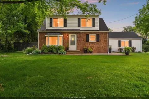 811 Jordan Rd, De Pere, WI 54115