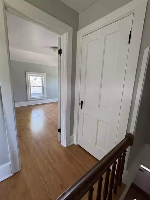 Entry Way - 1341 W 2nd St, Appleton, WI 54914 photo 3 of 3