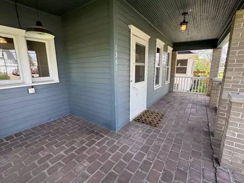 Exterior - 1341 W 2nd St, Appleton, WI 54914 photo 6 of 8