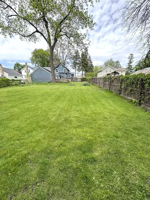 Exterior - 1341 W 2nd St, Appleton, WI 54914 photo 8 of 8