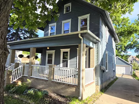 Exterior - 1341 W 2nd St, Appleton, WI 54914 photo 2 of 8