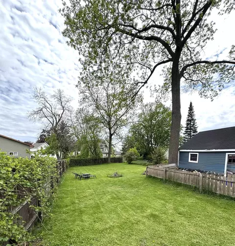 Exterior - 1341 W 2nd St, Appleton, WI 54914 photo 4 of 8