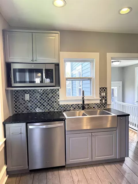 Kitchen - 1341 W 2nd St, Appleton, WI 54914 photo 5 of 5