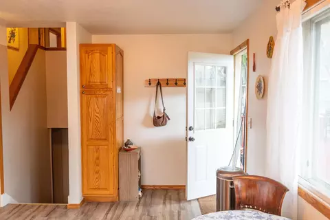 Entry Way - 1217 E Mitchell Ave, Appleton, WI 54915 photo 3 of 3