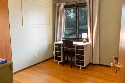 Bedroom - 1217 E Mitchell Ave, Appleton, WI 54915 photo 4 of 7