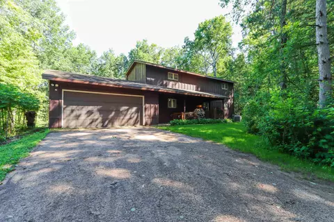 n1970 Evergreen Lane, Waupaca, WI 54981