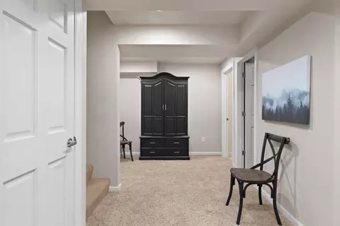 Entry Way - 45 Bellevue Pl, Appleton, WI 54913 photo 5 of 6