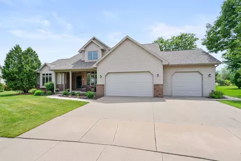 Exterior - 45 Bellevue Pl, Appleton, WI 54913 photo 15 of 15