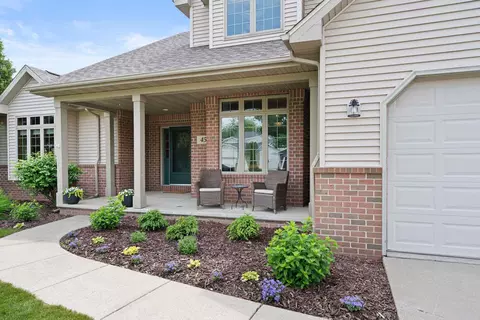Exterior - 45 Bellevue Pl, Appleton, WI 54913 photo 5 of 15