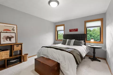 Bedroom - 45 Bellevue Pl, Appleton, WI 54913 photo 6 of 9