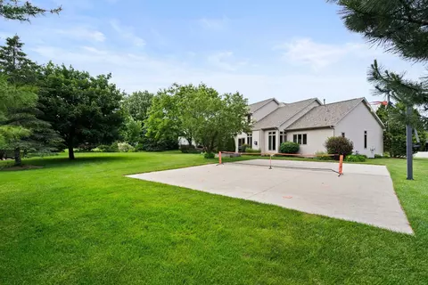 Exterior - 45 Bellevue Pl, Appleton, WI 54913 photo 14 of 15