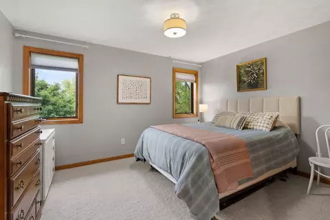 Bedroom - 45 Bellevue Pl, Appleton, WI 54913 photo 4 of 9