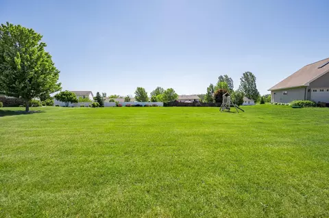 1630 Panther Ct, New Franken, WI 54229