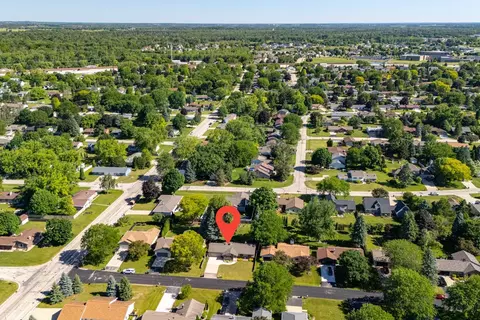 View/Area - 2656 W Sunnyview Rd, Appleton, WI 54914 photo 1 of 9
