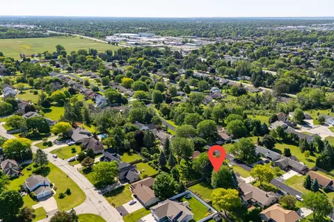 View/Area - 2656 W Sunnyview Rd, Appleton, WI 54914 photo 5 of 9