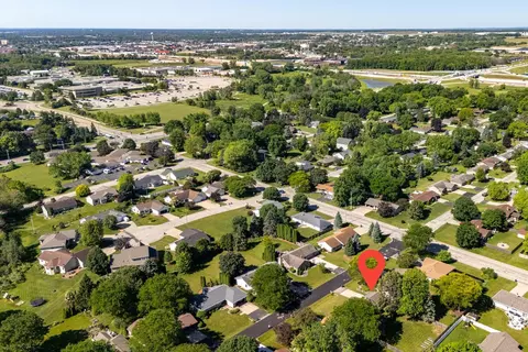 View/Area - 2656 W Sunnyview Rd, Appleton, WI 54914 photo 3 of 9