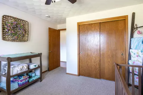 Bedroom - 2656 W Sunnyview Rd, Appleton, WI 54914 photo 4 of 6