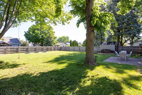 Exterior - 2656 W Sunnyview Rd, Appleton, WI 54914 photo 6 of 11