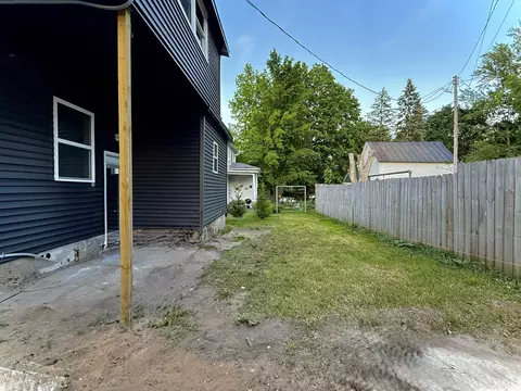 Exterior - 200 E Moore St, Berlin, WI 54923 photo 8 of 16