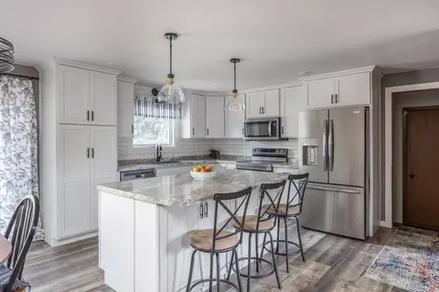 Kitchen - 95 Northbreeze Dr, Appleton, WI 54911 photo 4 of 4
