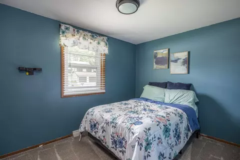 Bedroom - 95 Northbreeze Dr, Appleton, WI 54911 photo 1 of 3