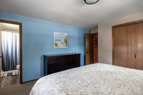 Bedroom - 95 Northbreeze Dr, Appleton, WI 54911 photo 2 of 3