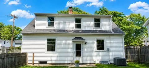 513 E Fremont St, Appleton, WI 54915 photo 2
