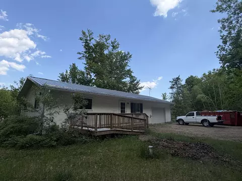 7674 County Road V, Gillett, WI 54124