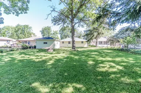 Exterior - 527 E Wilson Ave, Appleton, WI 54915 photo 7 of 9