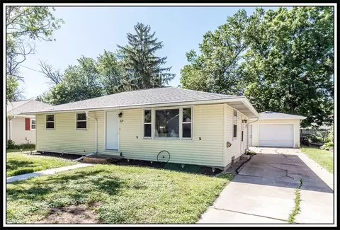 527 E Wilson Ave, Appleton, WI 54915