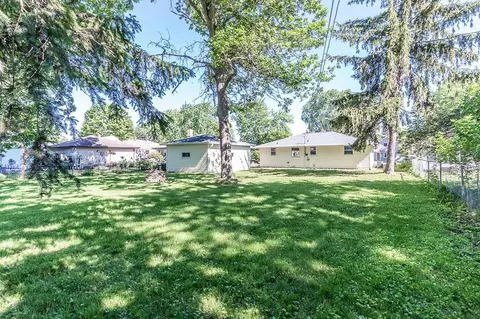 Exterior - 527 E Wilson Ave, Appleton, WI 54915 photo 6 of 9