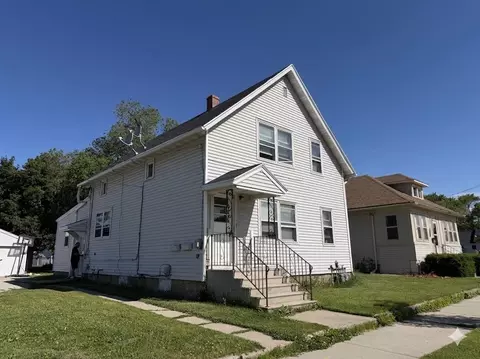 1017 N Webster Ave, Green Bay, WI 54302