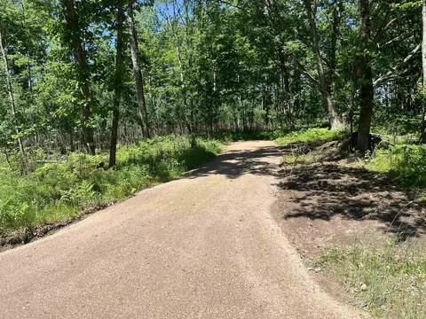rhett lane, Wausaukee, WI 54177