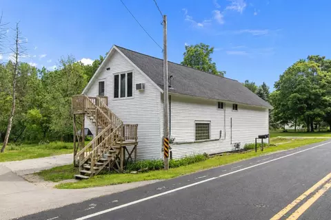 1903 E Apple Creek Rd, Appleton, WI 54913
