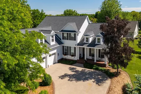 n7864 Edgewater Court, Sherwood, WI 54169