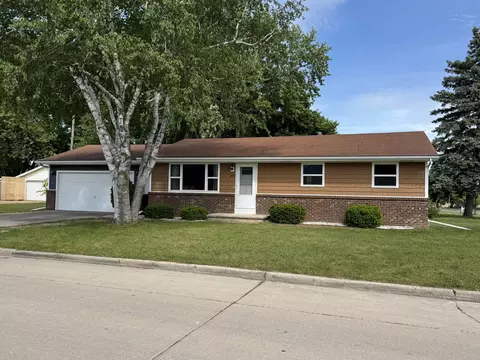 2704 N David St, Appleton, WI 54914